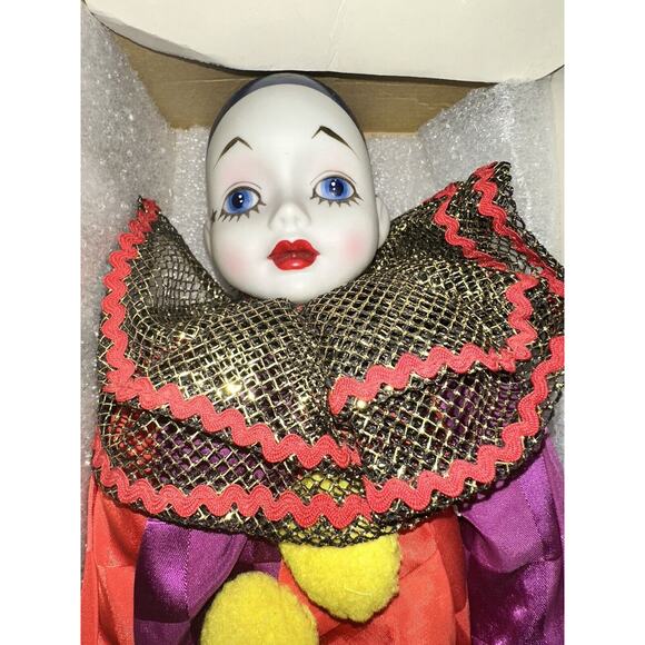 Collection De Poupees “le P’tit Pierrot” Doll designed by Madame Verte Sankyo - Picture 3 of 11